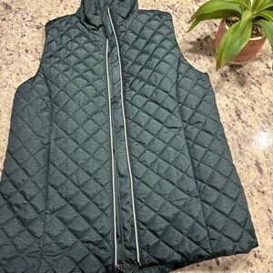 Banana Republic Quilted Vest in Dark Green